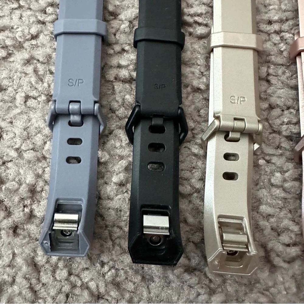 Interchangeable Silicone Rubber Fitbit Alta HR Band Strap Pack (Set of 7)